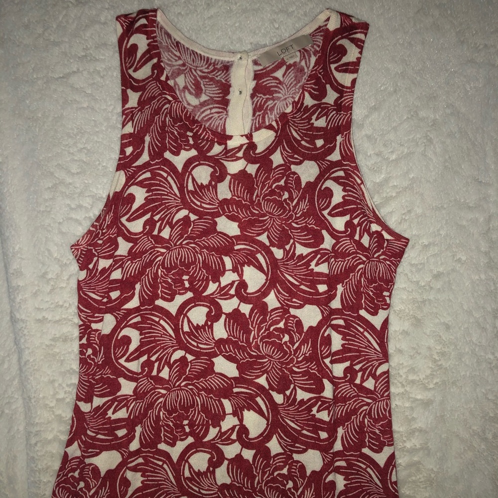 THE LOFT sleeveless Tunic! red floral print 🍉